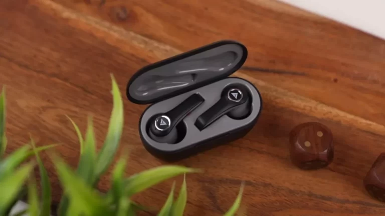 4 Best Wireless Earbuds for Running (Or Working Out) in India