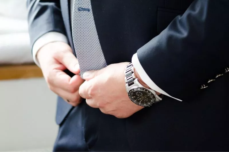 Style of Smartwatches and Traditional Watches